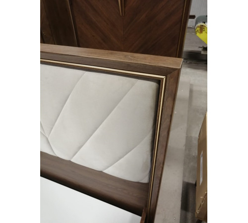 Двуспальная кровать Пальма PALMA-26 Двуспальная кровать Пальма PALMA-26